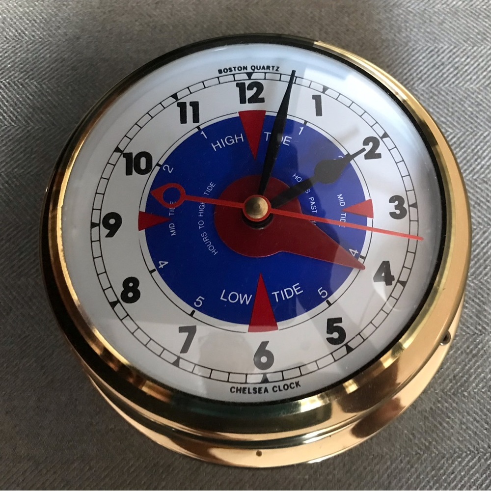 Chelsea Clock Tide Clock Boston Quartz. Decorative only !